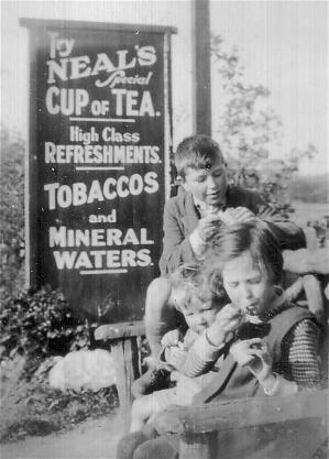 Reg, Stan and Daisy enjoying ice cream